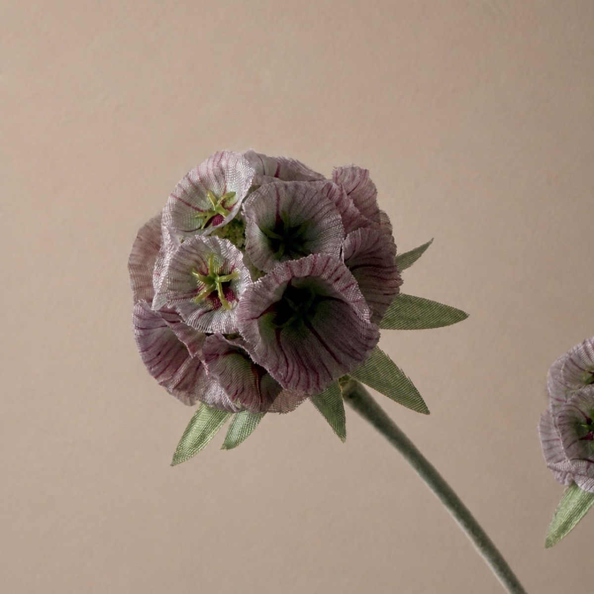 Faux Skimmia Berry Stem (Light Purple) — detail 3