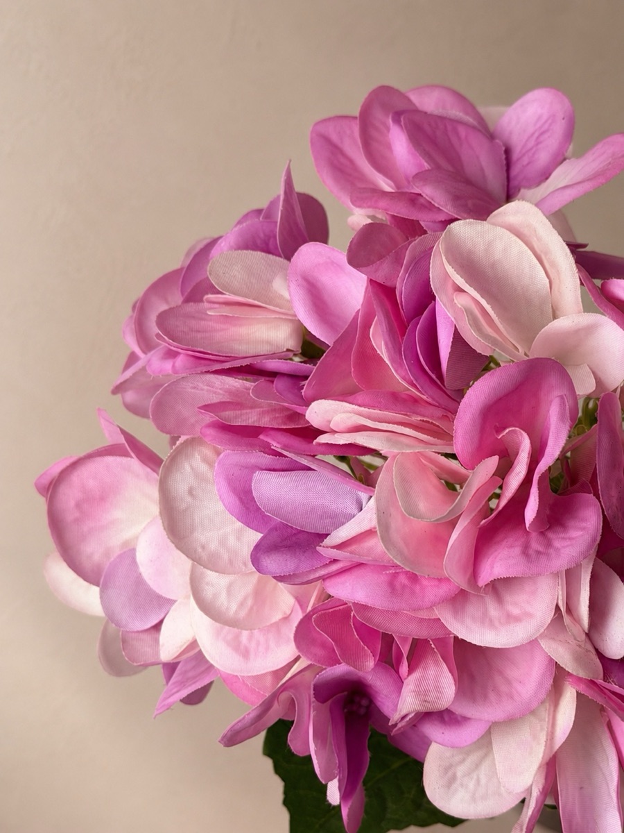 Faux Hydrangea Stem (Deep Pink)