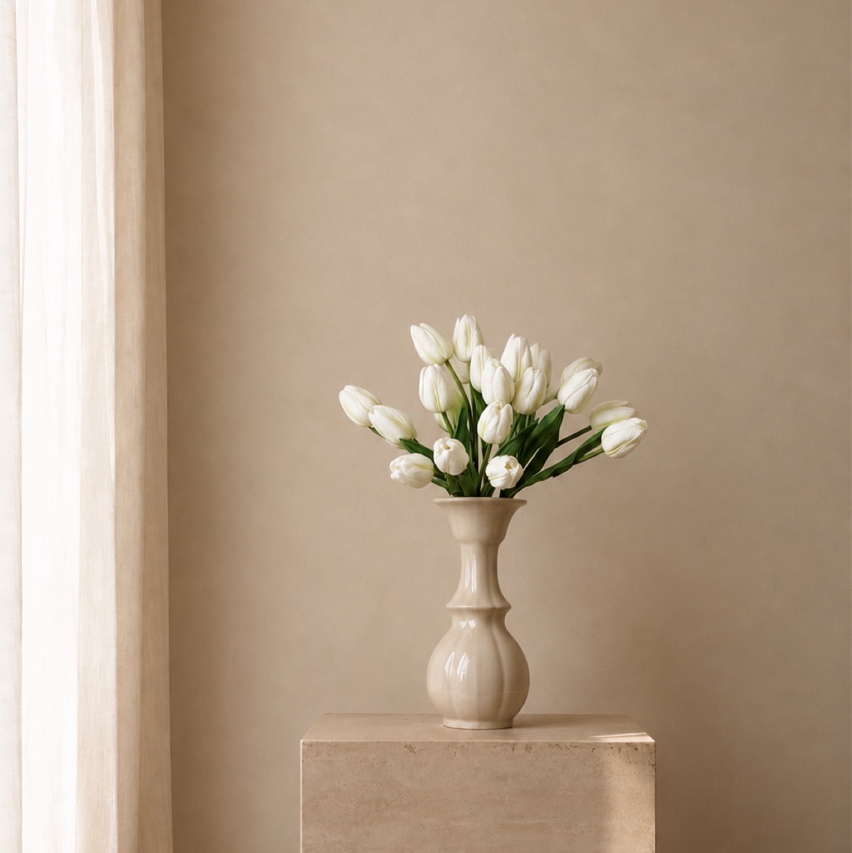 Real-Touch Bundled Tulip Stem (White) — detail 2