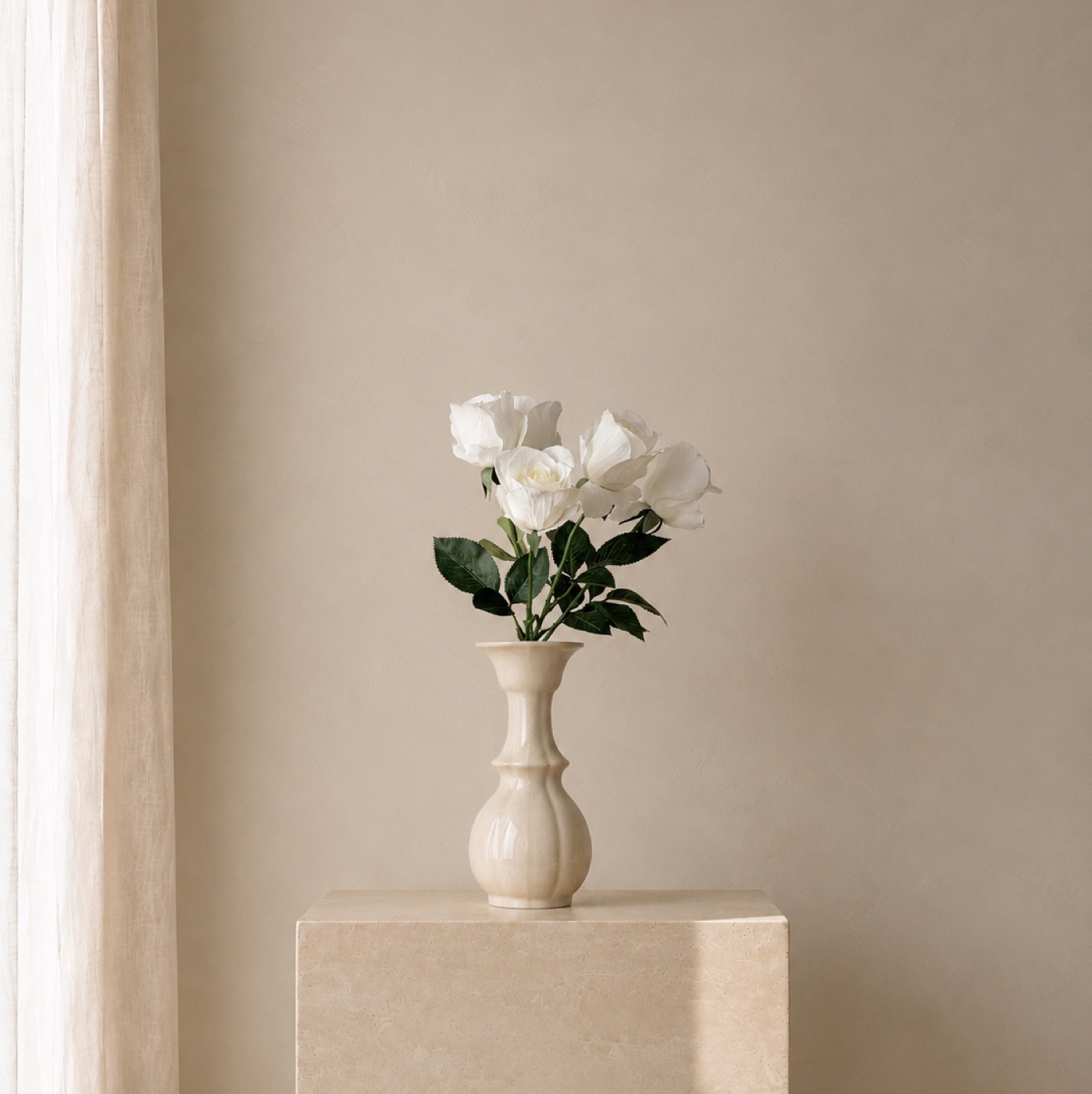 White Rose Atelier Vase