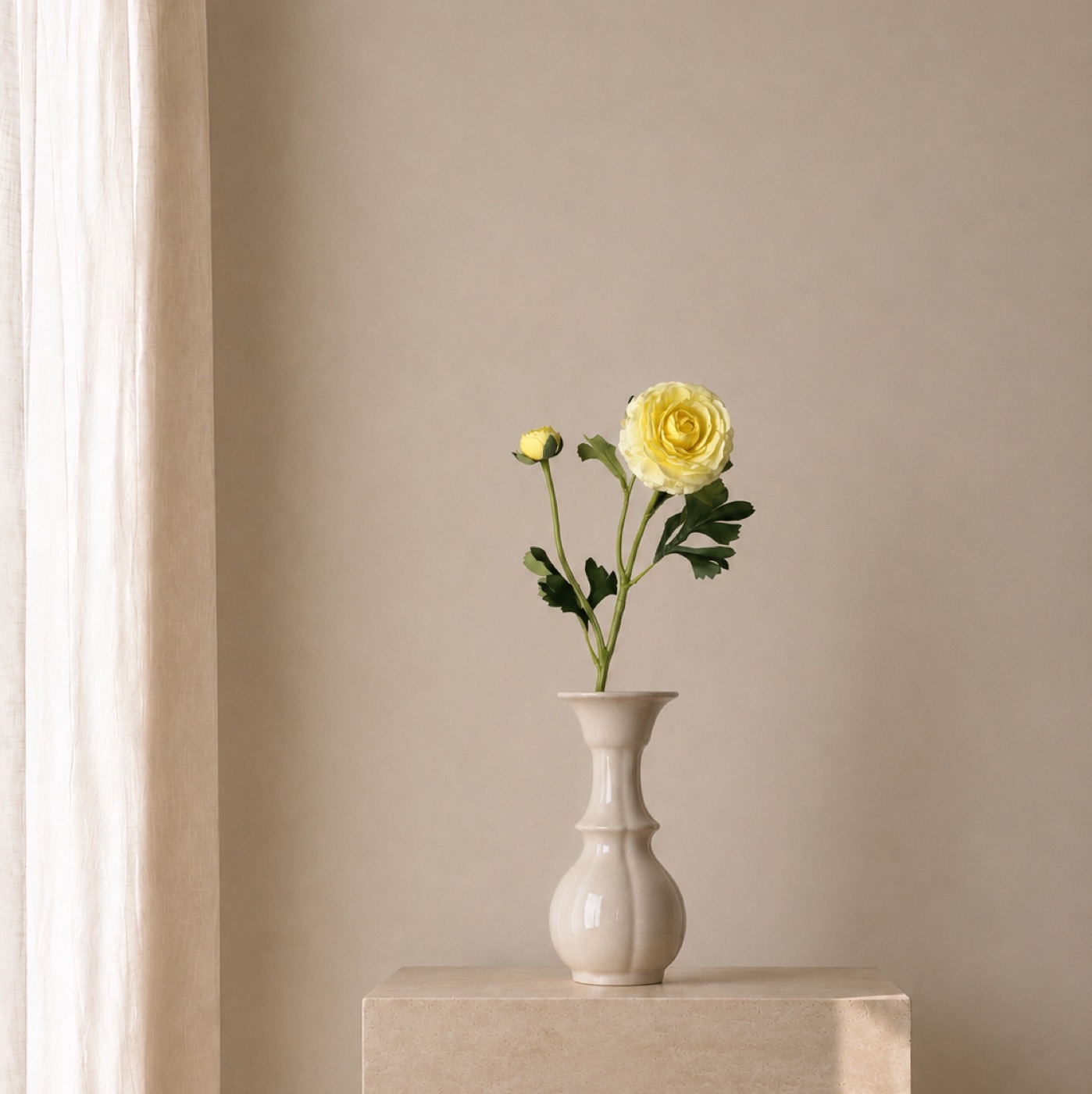 Lemon Rosebud Petite Vase