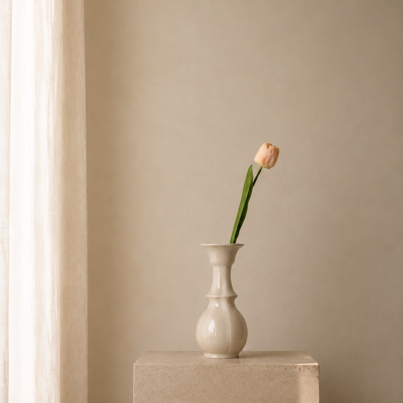 Real-Touch Tulip Stem (Champagne)