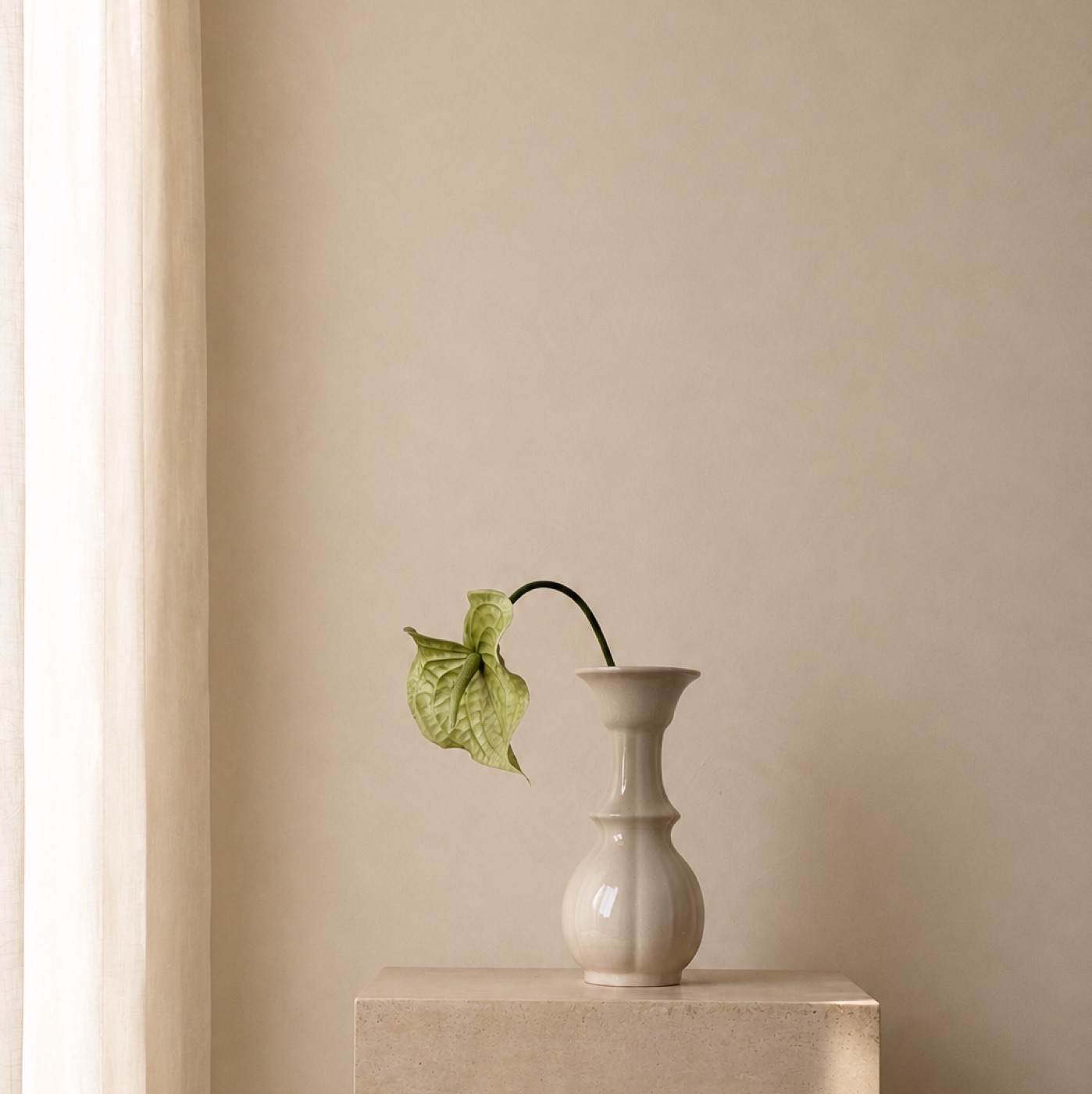Real-Touch Heart Anthurium Stem, Large (Autumn Green)