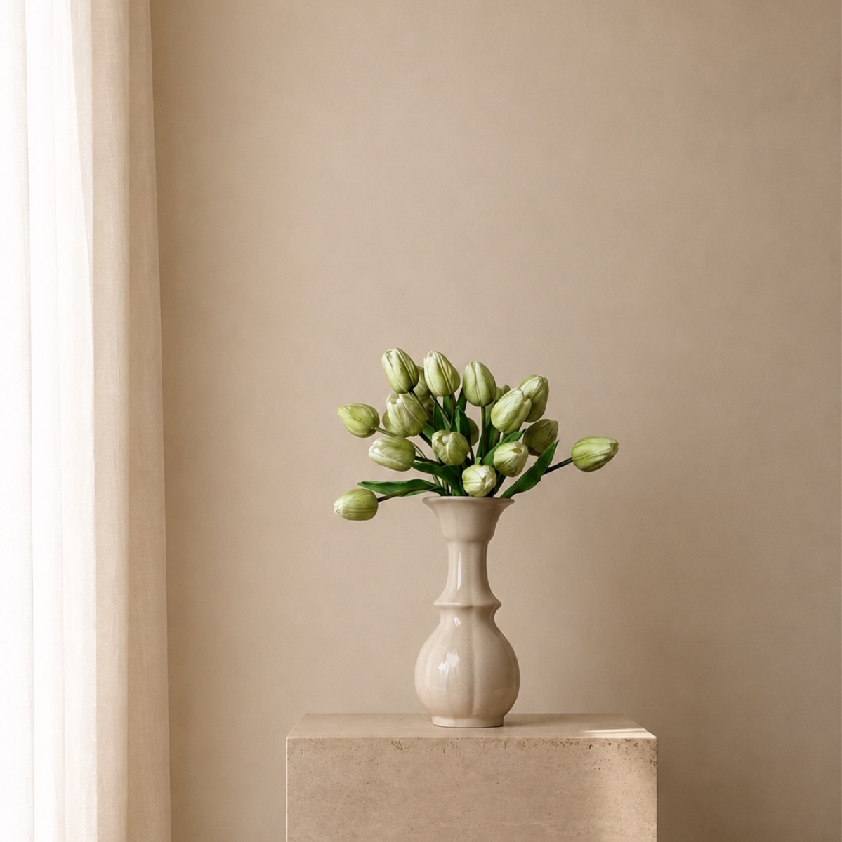 Real-Touch Bundled Tulip Stem (Green) — detail 2