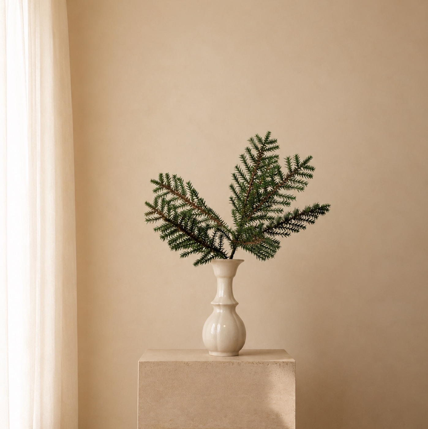 Faux Pine & Persian Grass Spray, Short (Green)