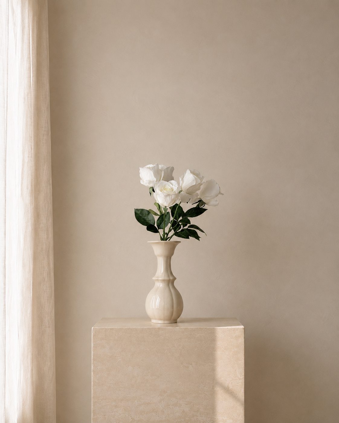 White Rose Atelier Vase